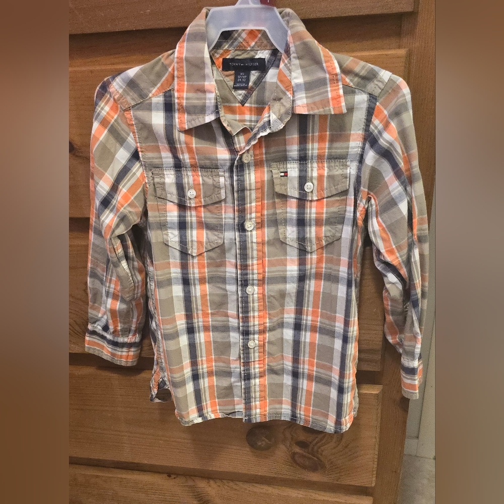 Tommy Hilfiger XS (4-5) Boys plaid button down long sleeve shirt